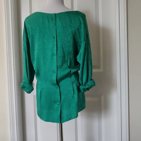 Vintage Silk blouse - Picture 7 of 9
